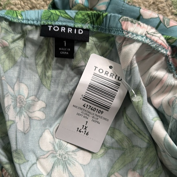 Torrid Tea Length Stretch Challis pocket Trapeze Dress 1 NWT - Picture 6 of 8